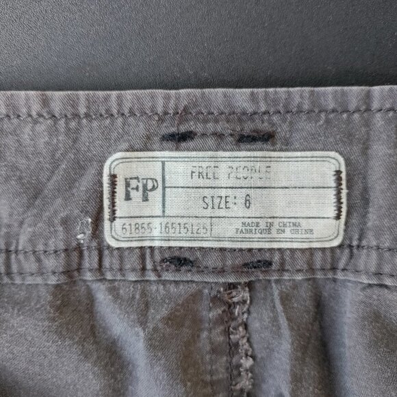 Free People High-Rise 2 Button Mini Shorts Size 6 Women Gray - Picture 7 of 10